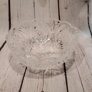 Clear glass crystal bowl